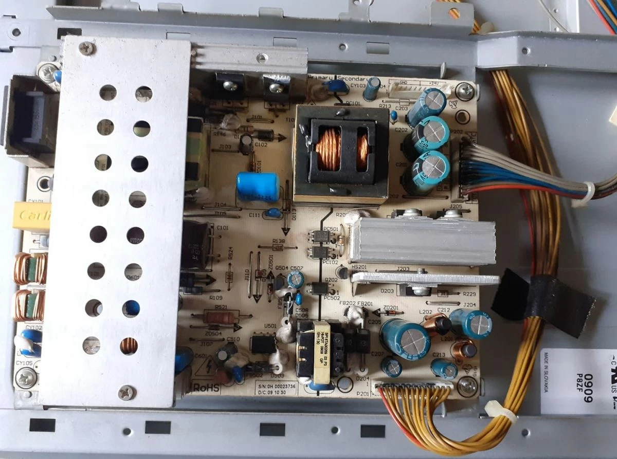 Vendora GRUNDIG 32” - Image 3