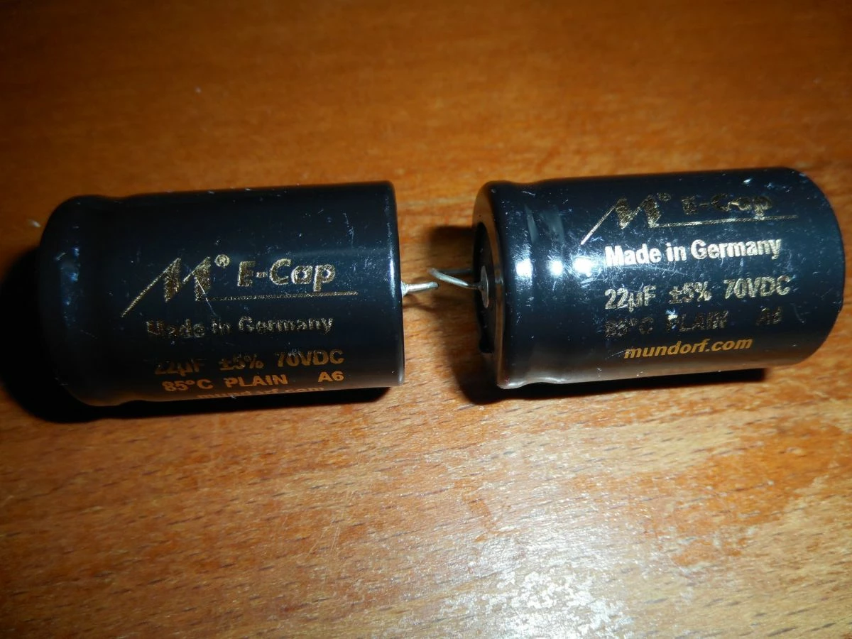 Vendora ΠΥΚΝΩΤΕΣ HIGH END MUNDORF M E - CAP 22uF 70 VDC - Image 2