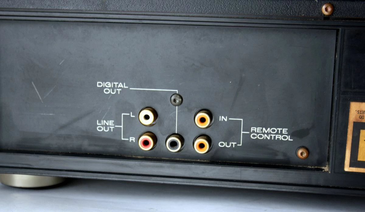 Vendora VINTAGE MARANTZ CD COMPACT DISC PLAYER CD-42 MADE IN BELGIUM - Image 3