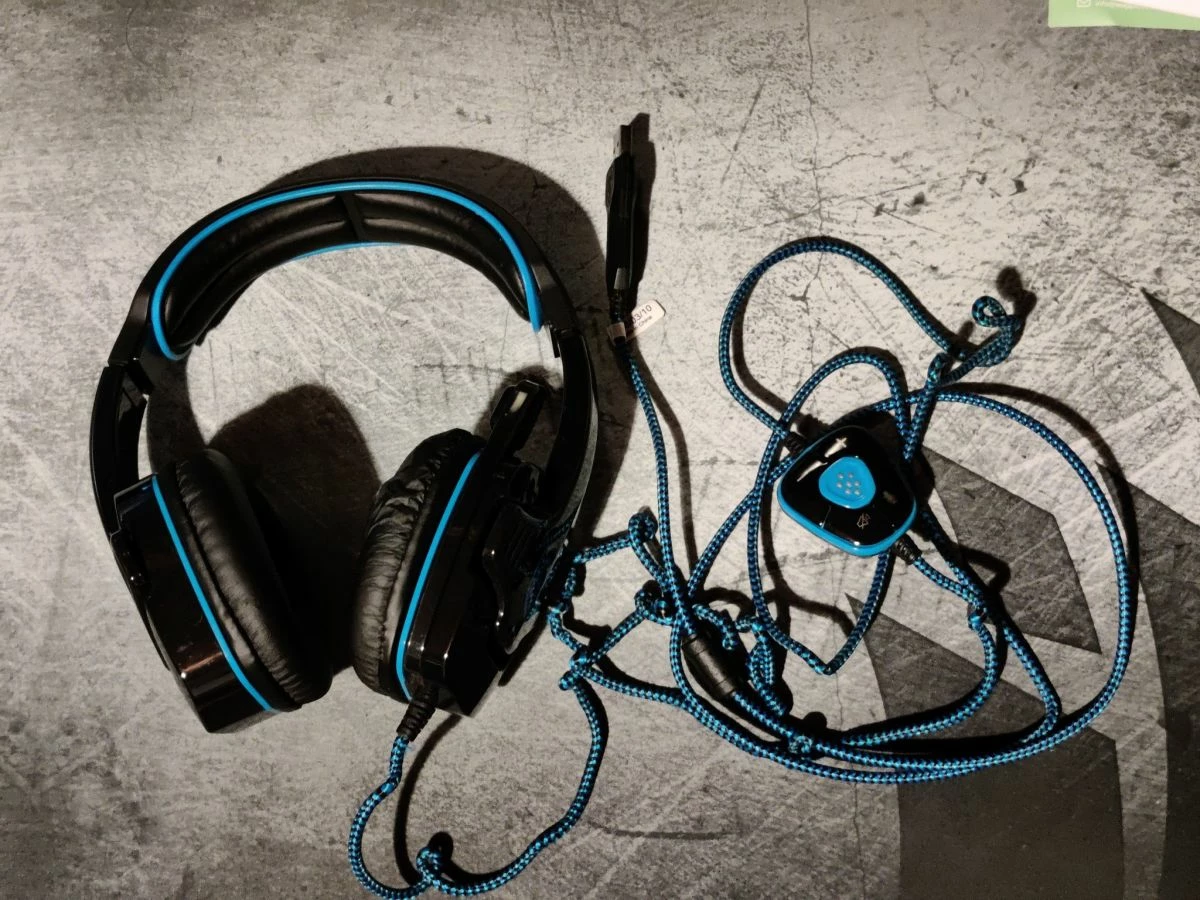 Vendora Sades Wolfgang ενσύρματα Gaming ακουστικά