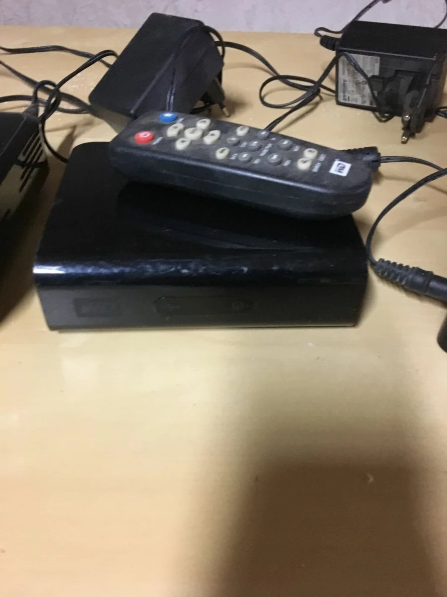 Vendora 3 Media Players (ola Mazi Paketo) , 1 Seagate 2 Western Digital - Image 3