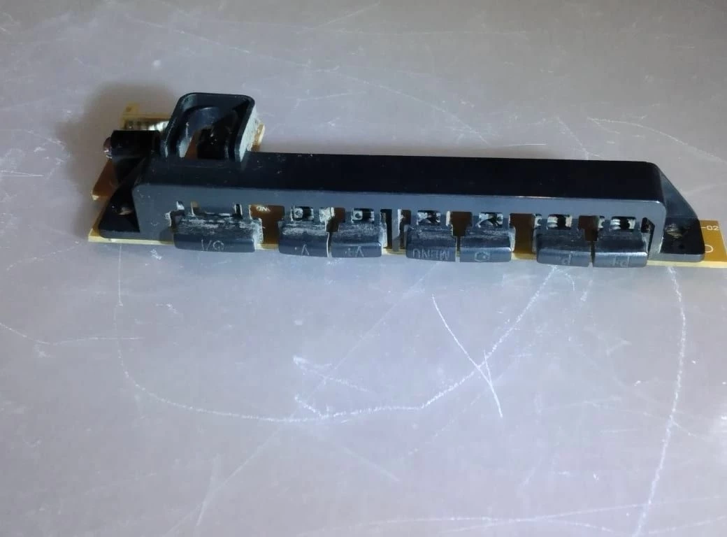 Vendora GRUNDIG 32” - Image 7