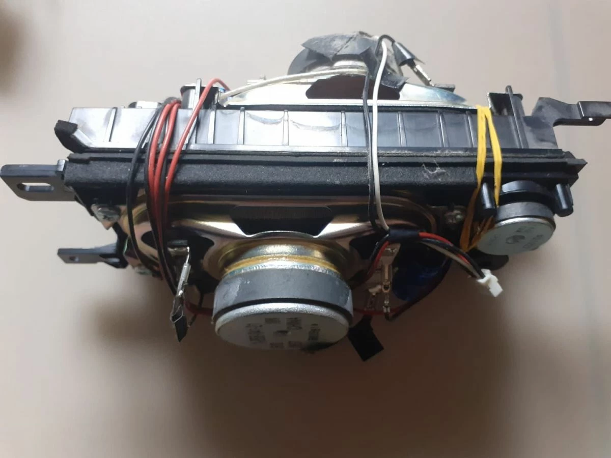 Vendora SONY 40” - Image 11