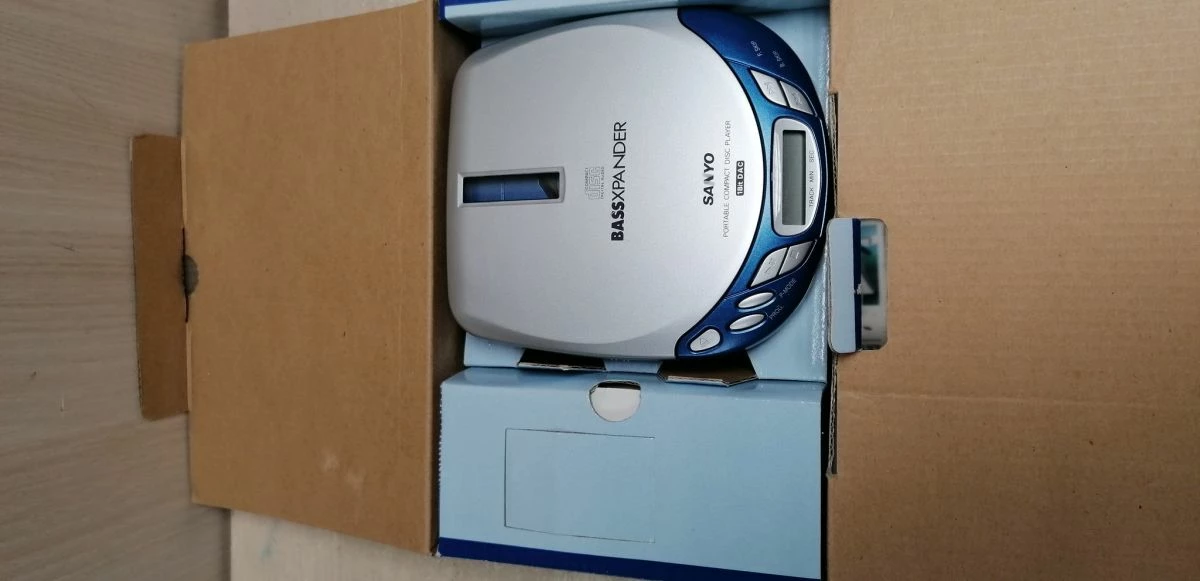 Vendora CD PLAYER ΦΟΡΗΤΟ - Image 2