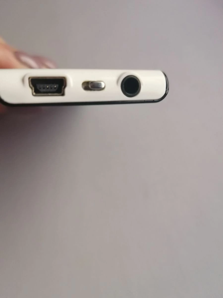 Vendora Crypto Colorline 15 - 4GB - Digital Mp4 Player/radio - Image 3