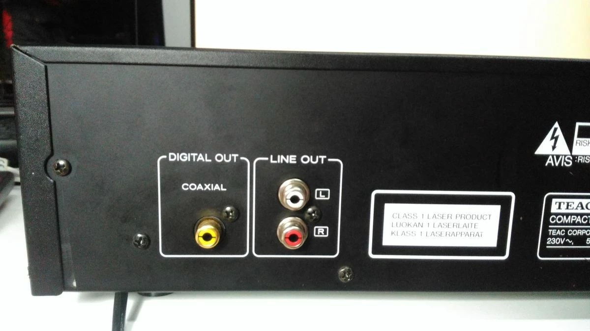 Vendora TEAC CD-P1450 CD PLAYER - Image 9