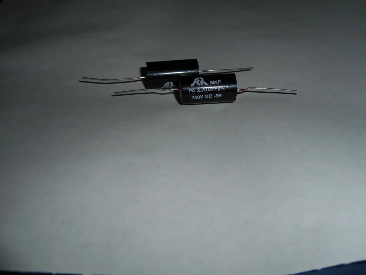 Vendora Πυκνωτες SCR - NIPPON CHEMICON - Image 3