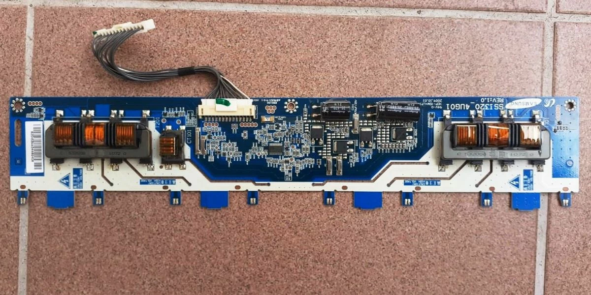 Vendora SONY 32” - Image 5