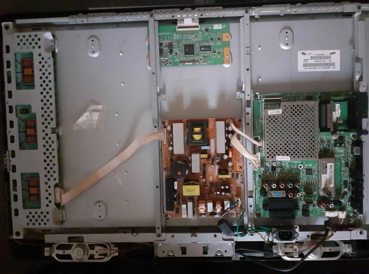 Vendora SAMSUNG 32” - Image 3