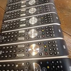 Vendora Τηλεχειριστήρια One For All URC-7130 Essence 3