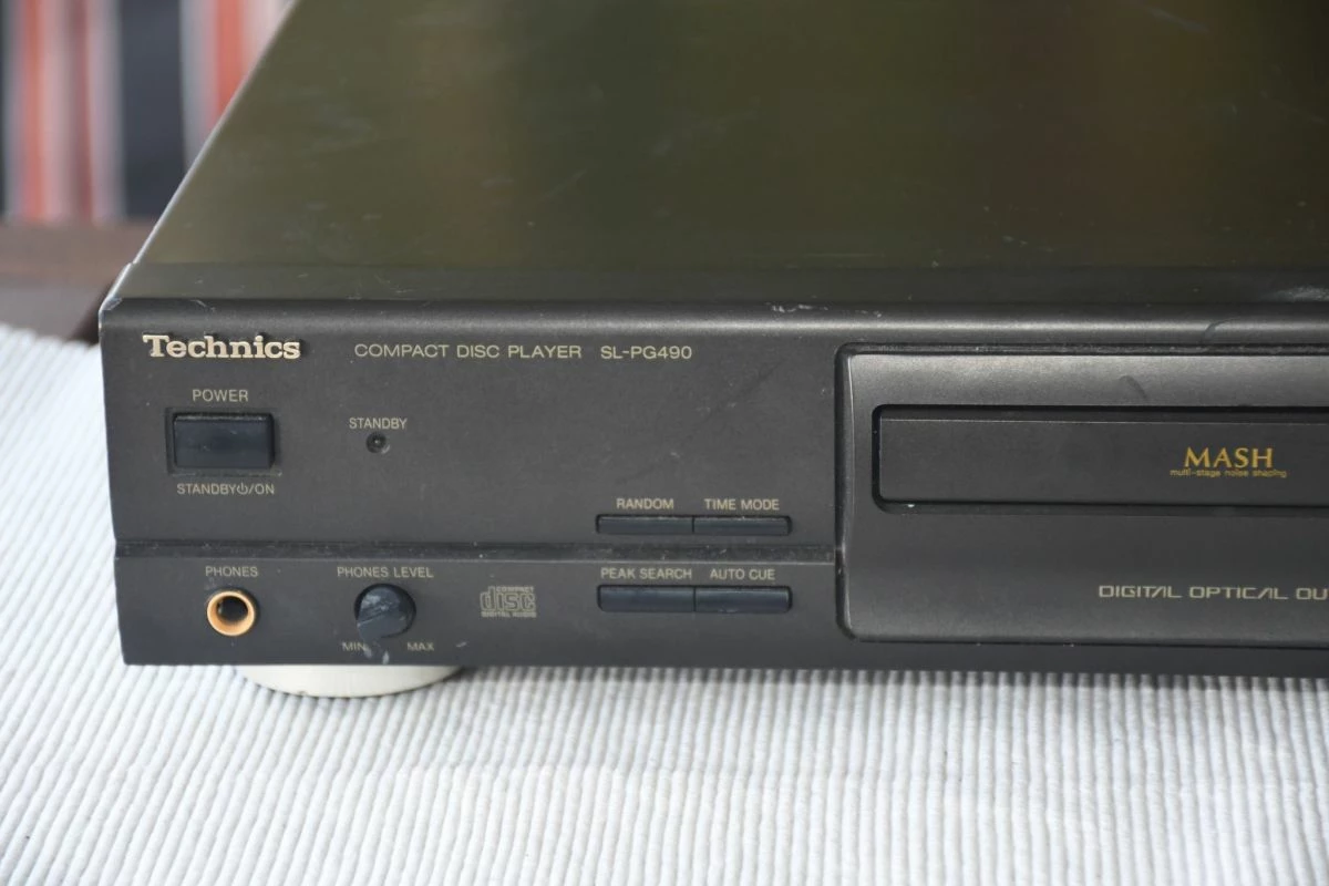 Vendora Technics SL-PG490 Cd Player - Image 2