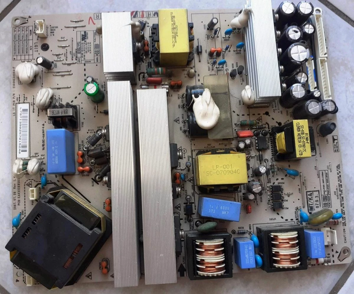 Vendora LG 32” - Image 3