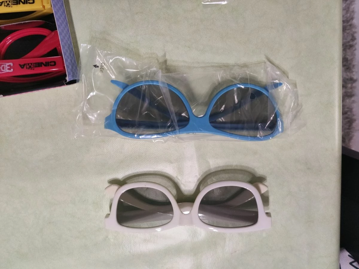 Vendora 3D Glasses - Image 2