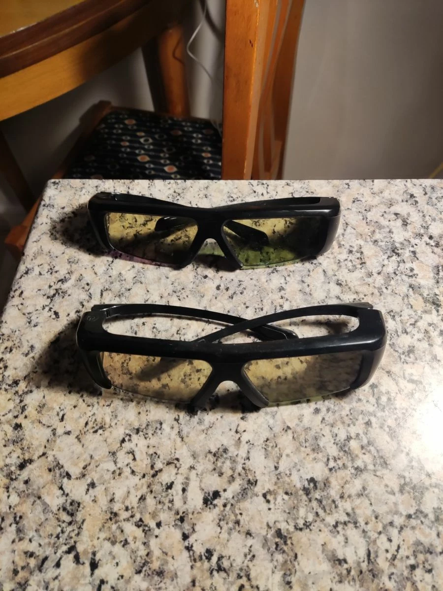 Vendora Πωλείται ζευγάρι 3d γυαλιά Samsung, συμβατά με τηλεοράσεις που μπορούν να προβάλλουν ταινίες 3d. - Image 2