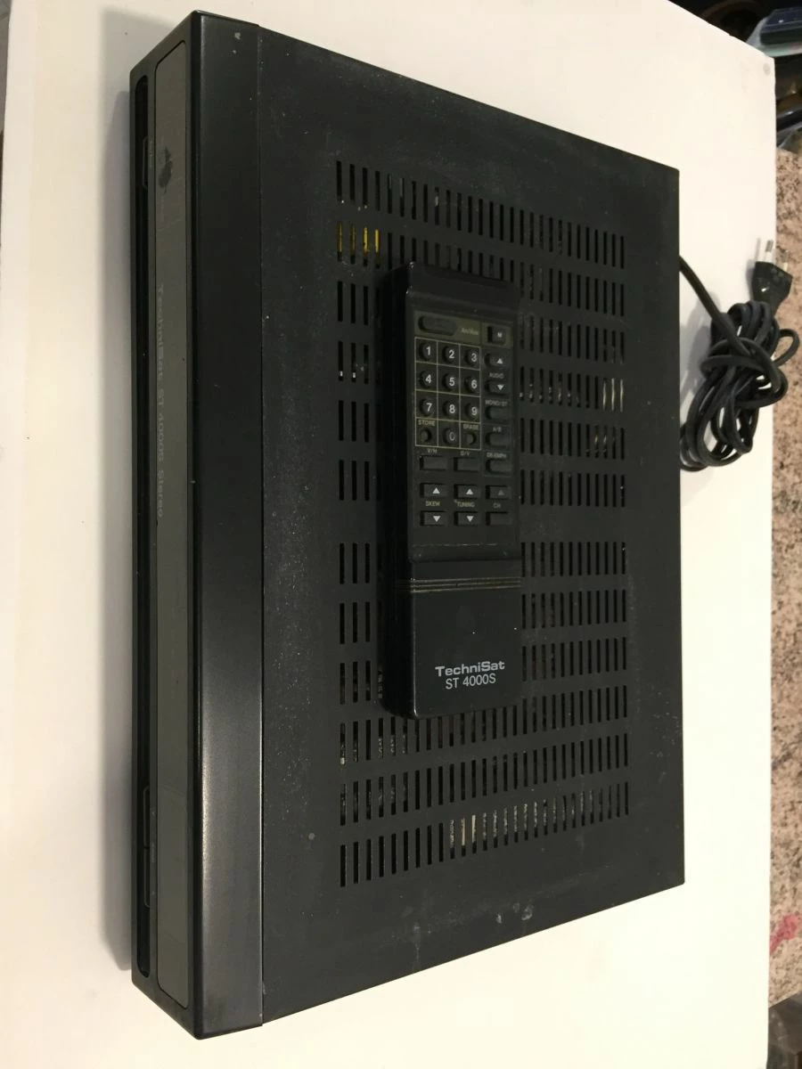 Vendora ΑΝΑΛΟΓΙΚΟΣ ΔΟΡΥΦΟΡΙΚΟΣ ΔΕΚΤΗΣ TECHNISAT