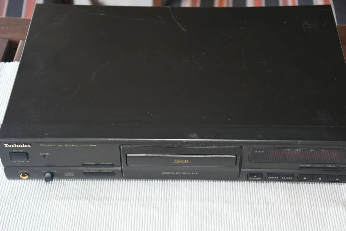 Vendora Technics SL-PG490 Cd Player - Image 4