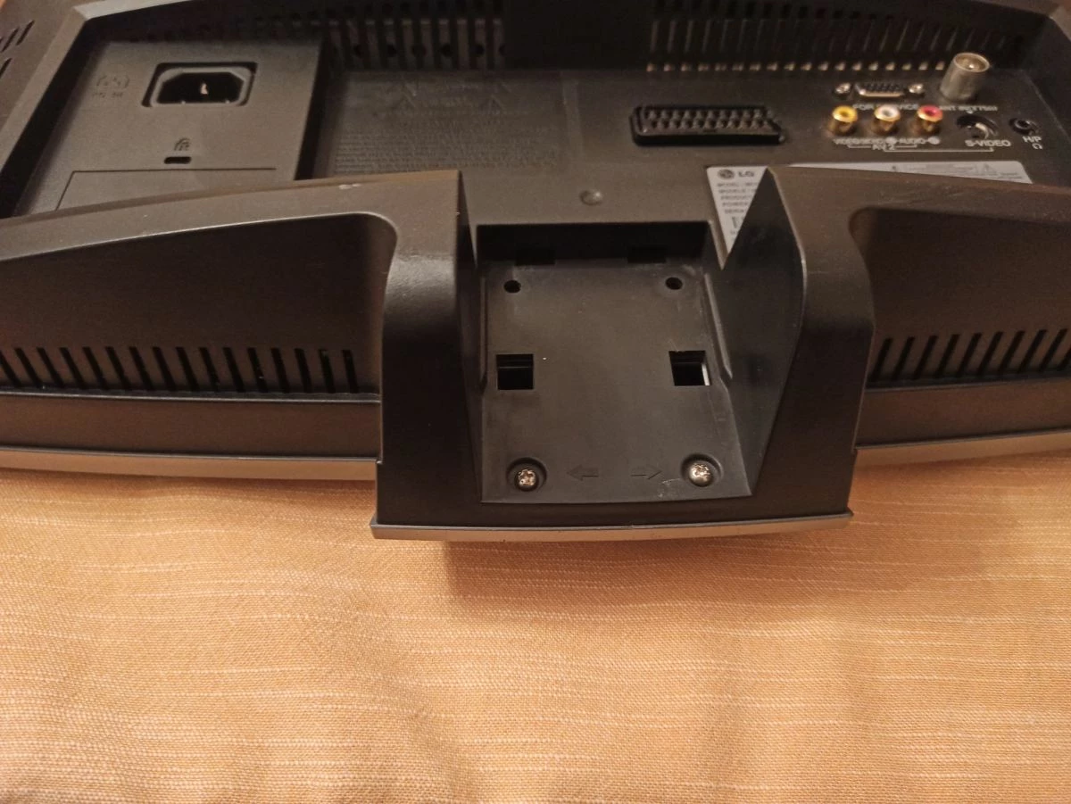 Vendora ΔΥΟ LG ΤΗΛΕΟΡΑΣΕΙΣ ΓΙΑ ΑΝΤΑΛΛΑΚΤΙΚΑ - Image 8