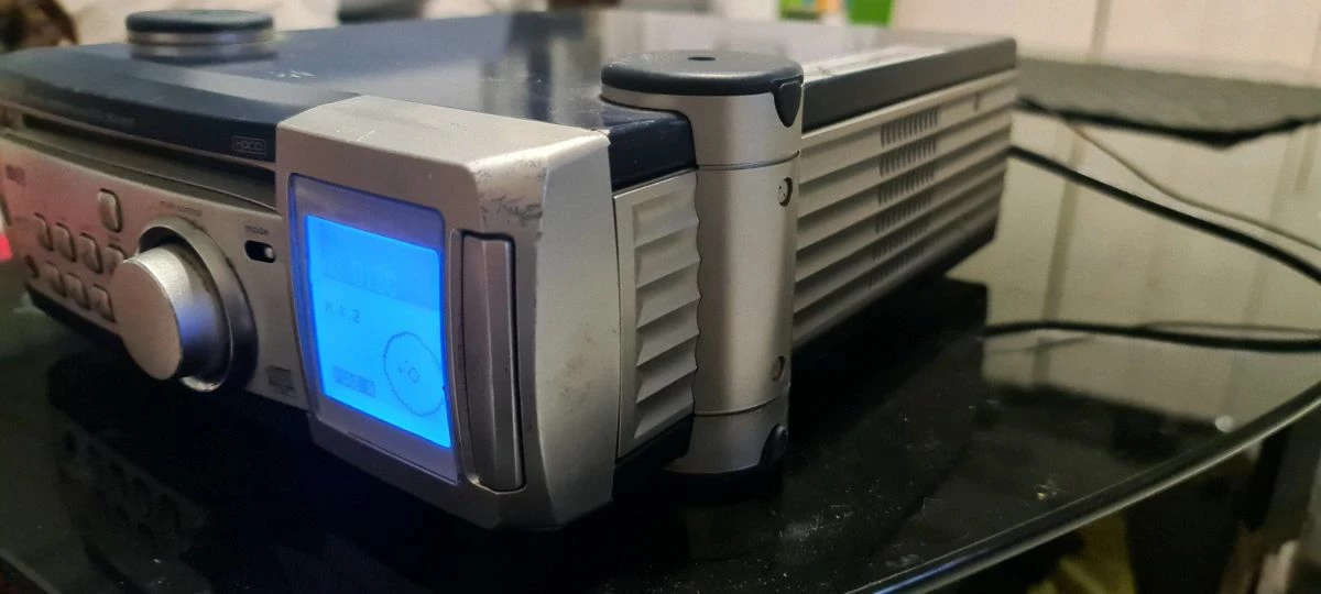 Vendora Kenwood RD-VH7 Stereo Amplifier Tuner CD Player - Image 4