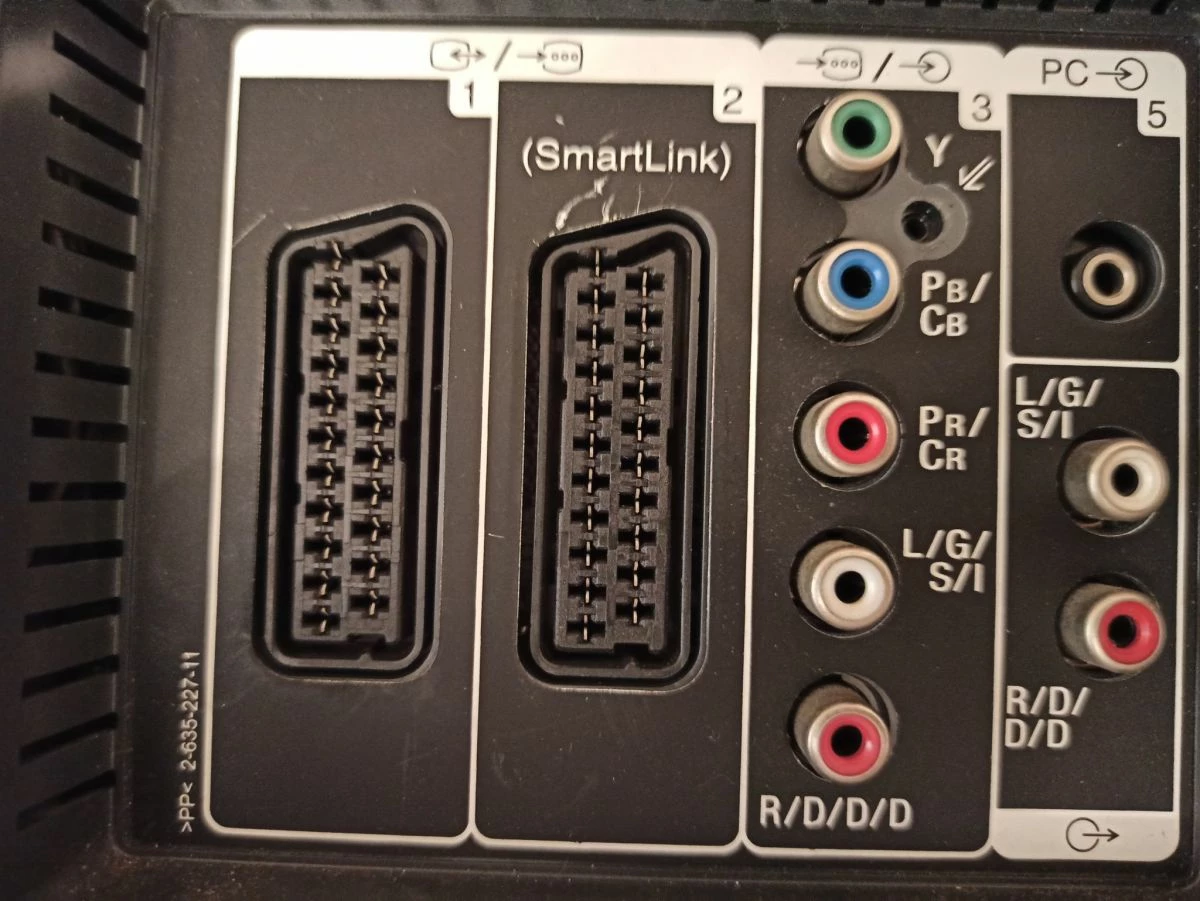 Vendora SONY BRAVIA 19' ΓΙΑ ΑΝΤΑΛΛΑΚΤΙΚΑ - Image 5