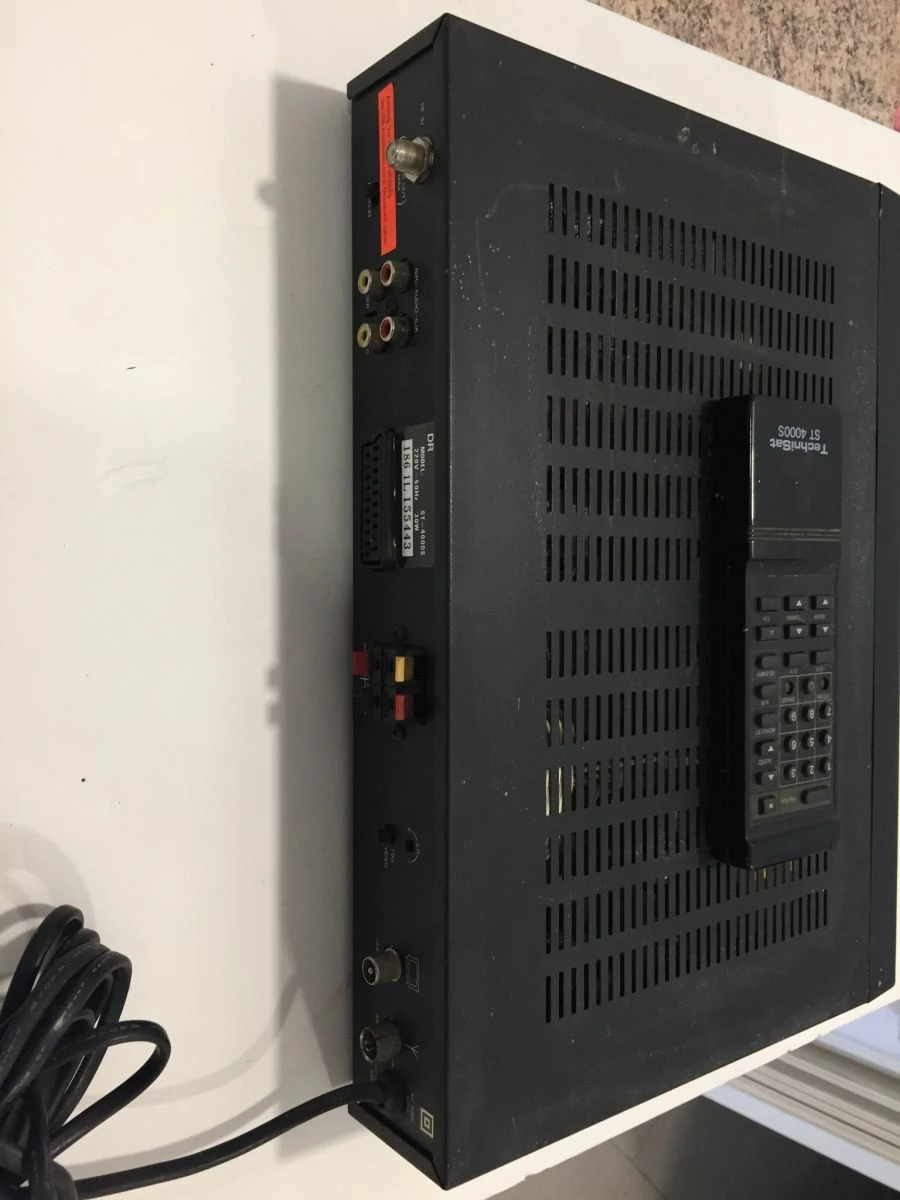 Vendora ΑΝΑΛΟΓΙΚΟΣ ΔΟΡΥΦΟΡΙΚΟΣ ΔΕΚΤΗΣ TECHNISAT - Image 2