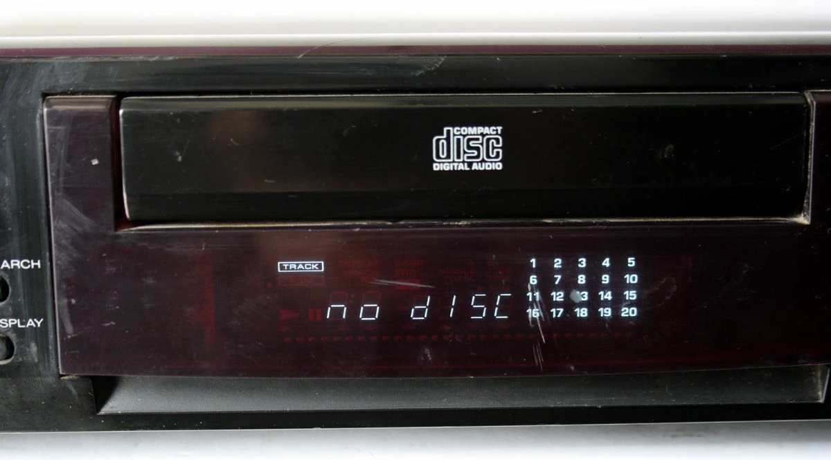 Vendora VINTAGE KENWOOD CD COMPACT DISC PLAYER DPF-1010 MADE IN MALAYSIA - Image 6