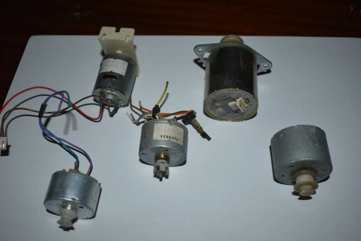 Vendora ΗΛΕΚΤΡΙΚΑ ΜΟΤΕΡΑΚΙΑ 5 ΤΕΜΑΧΙΑ - Image 2