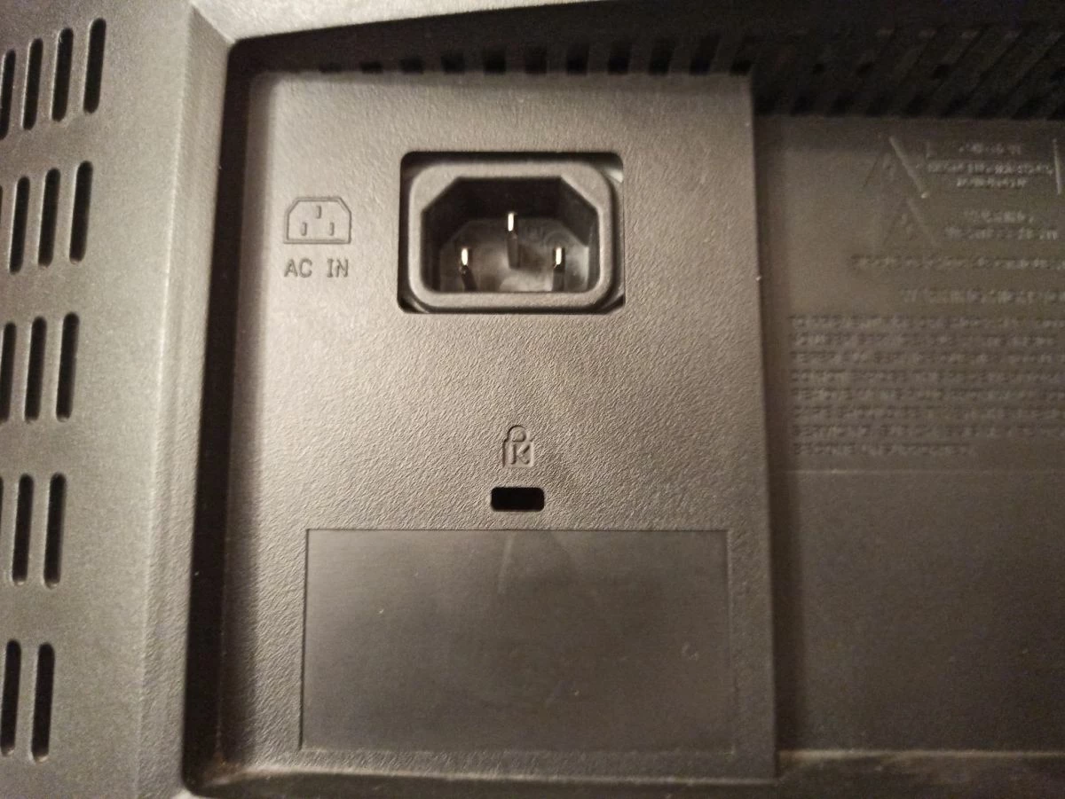 Vendora ΔΥΟ LG ΤΗΛΕΟΡΑΣΕΙΣ ΓΙΑ ΑΝΤΑΛΛΑΚΤΙΚΑ - Image 12