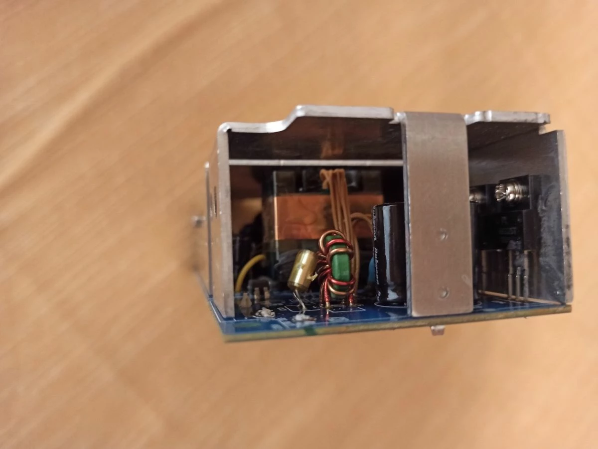 Vendora SONY BRAVIA 19' ΓΙΑ ΑΝΤΑΛΛΑΚΤΙΚΑ - Image 12