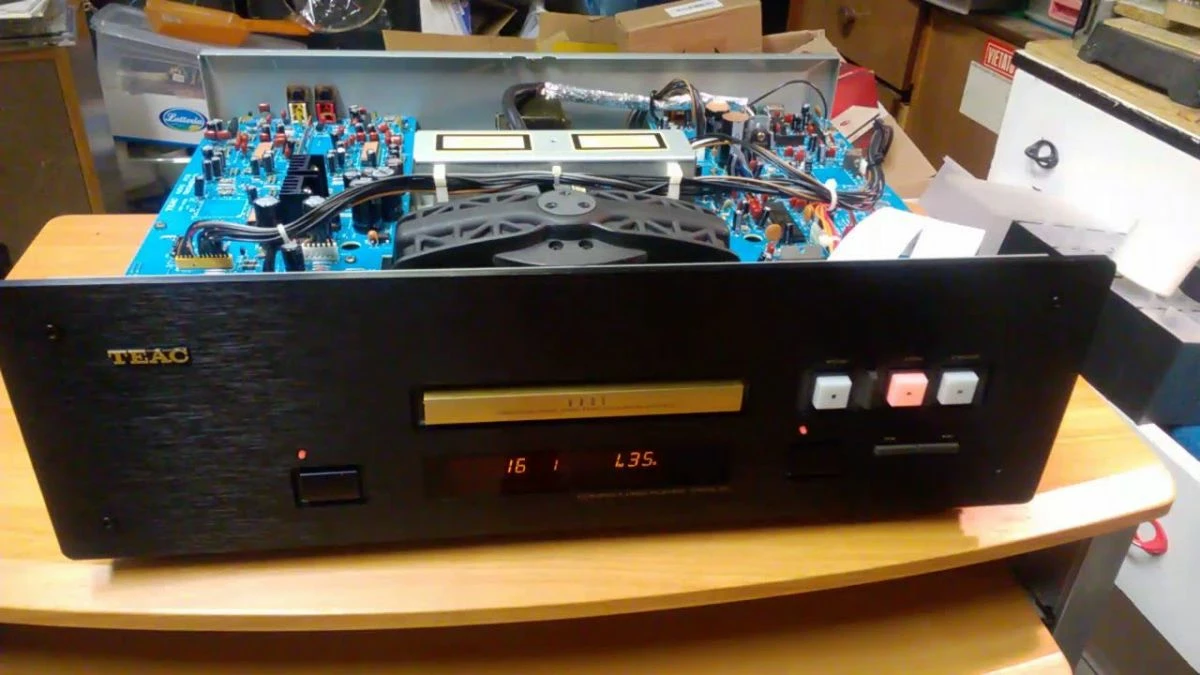 Vendora CD PLAYER TEAC VRDS - 10