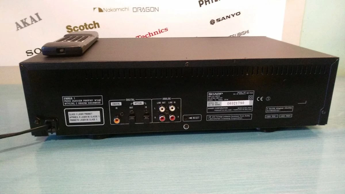 Vendora Sharp MD-R3 Minidisc+3cd - Image 4