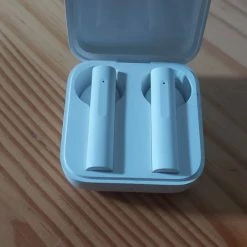 Vendora πωλούνται ασύρματα ακουστικά