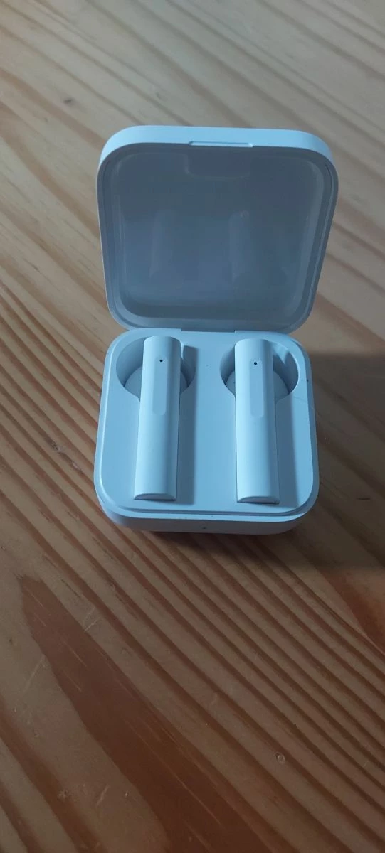 Vendora πωλούνται ασύρματα ακουστικά