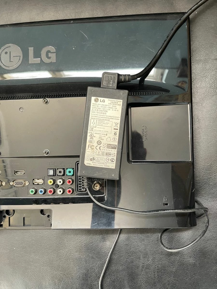 Vendora LG M2280D-PZ 22'' LED TV BLACK για ανταλακτικα! - Image 4