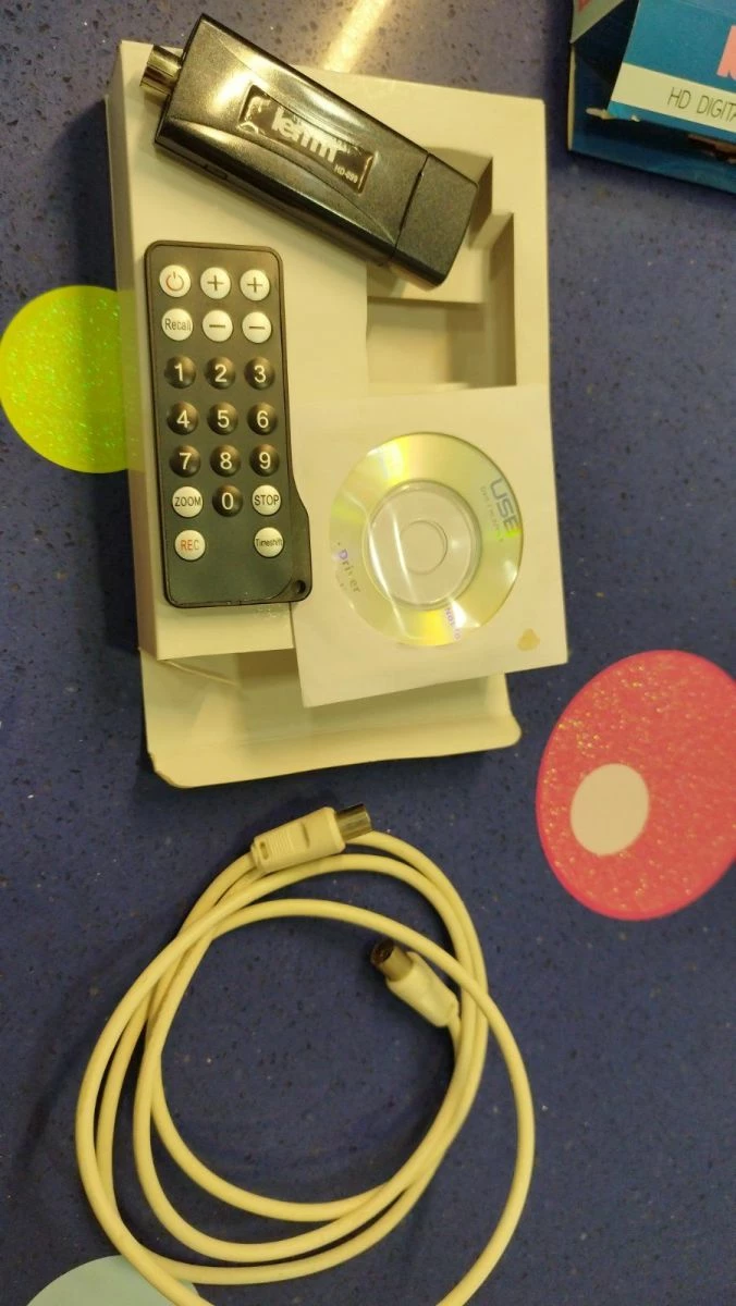 Vendora LEMM HD-099 HD DIGITAL USB TV TUNER - Image 2