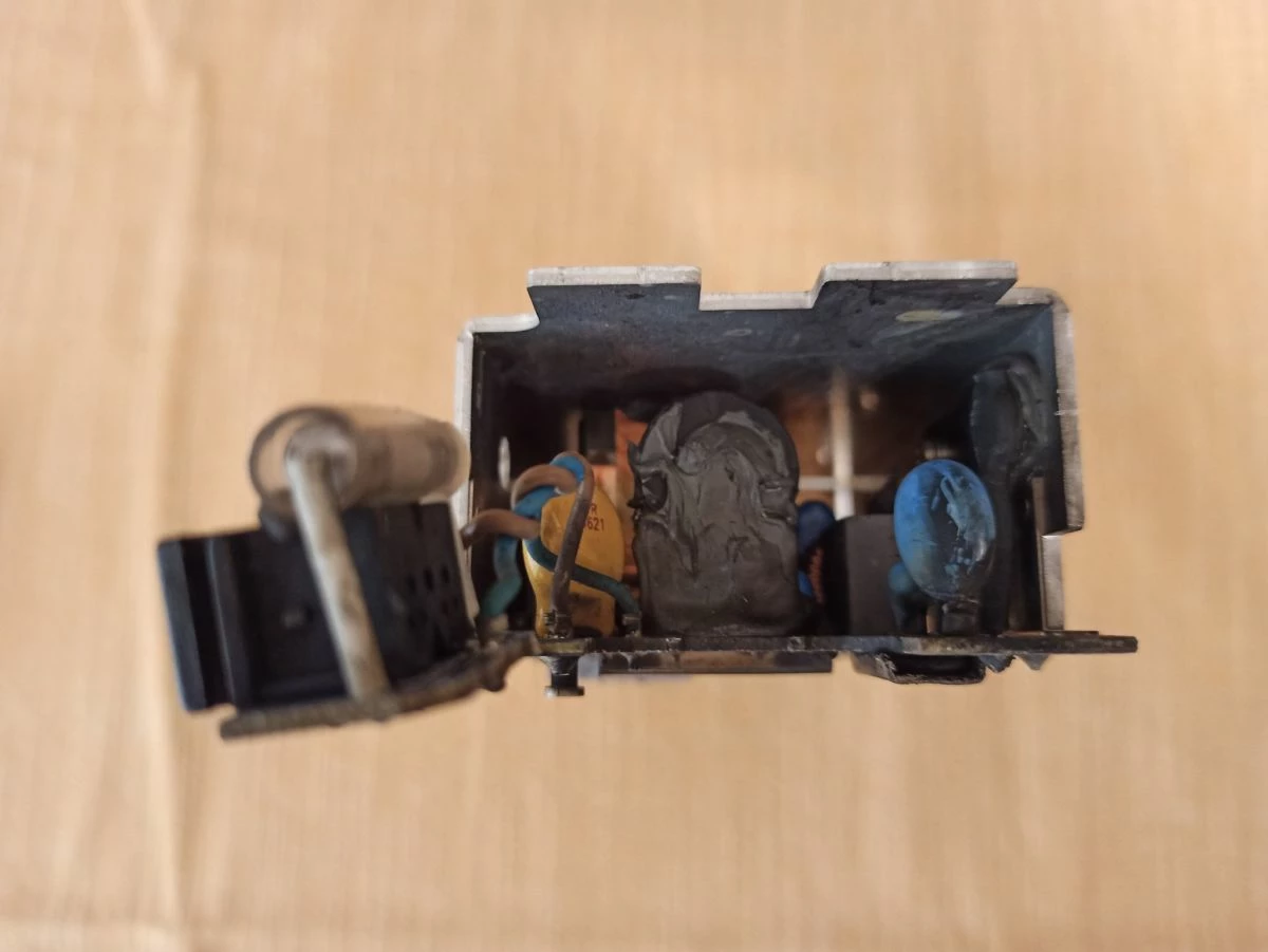 Vendora SONY BRAVIA 19' ΓΙΑ ΑΝΤΑΛΛΑΚΤΙΚΑ - Image 11