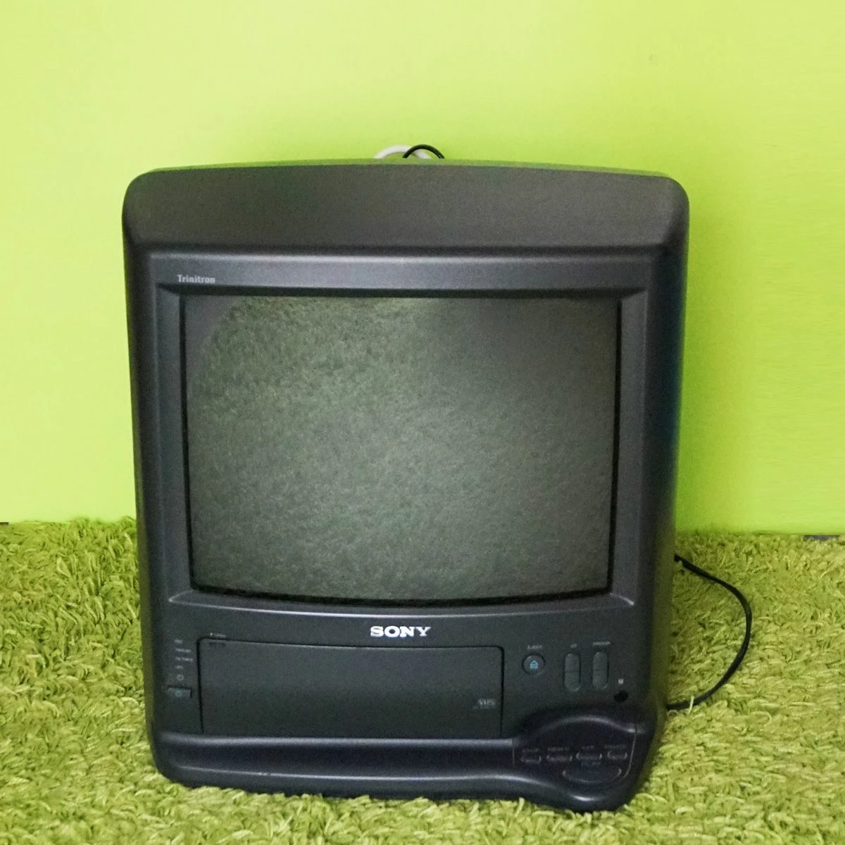 Vendora SONY TRINITRON TV & VHS COMBO