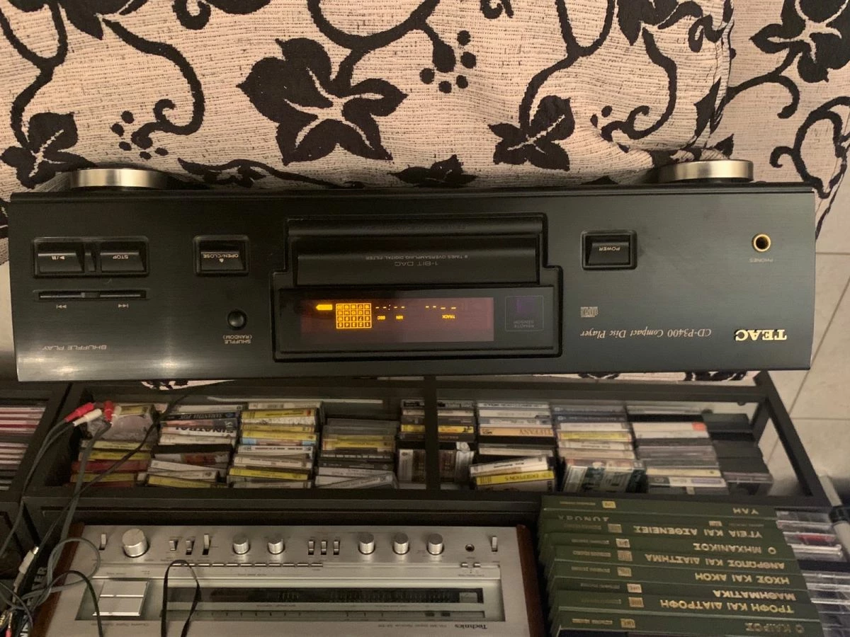 Vendora Πωλείται το CD Player Teac CD-P3400