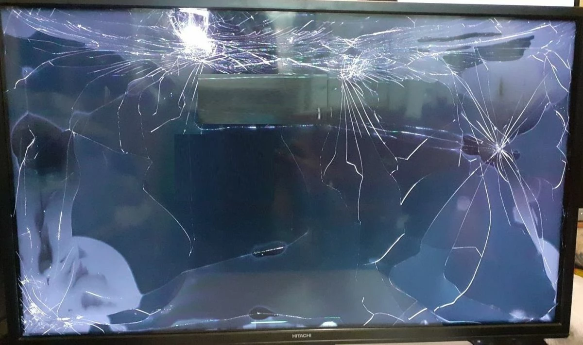 Vendora HITACHI 32” Smart-TV