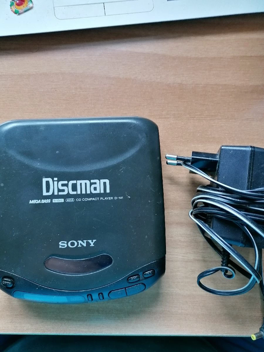 Vendora Vintage Cd Player - Image 2