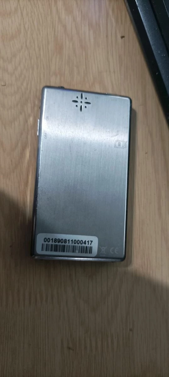 Vendora CRYPTO MUVI 24 2GB FM MP4 MULTIMEDIA PLAYER - Image 11